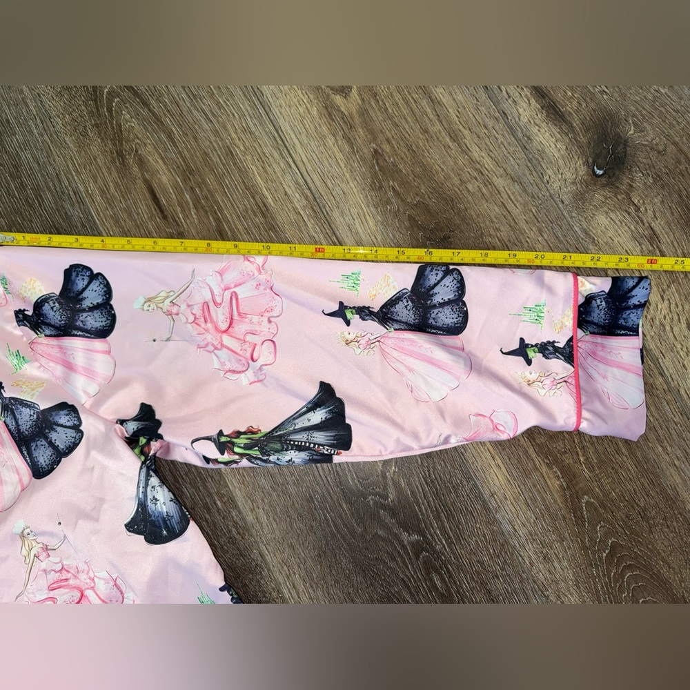 SHESHOW Wicked Print Pink Satin Pajama Set Women’s 💗Size M💚 LIKE NEW! - Picture 13 of 15